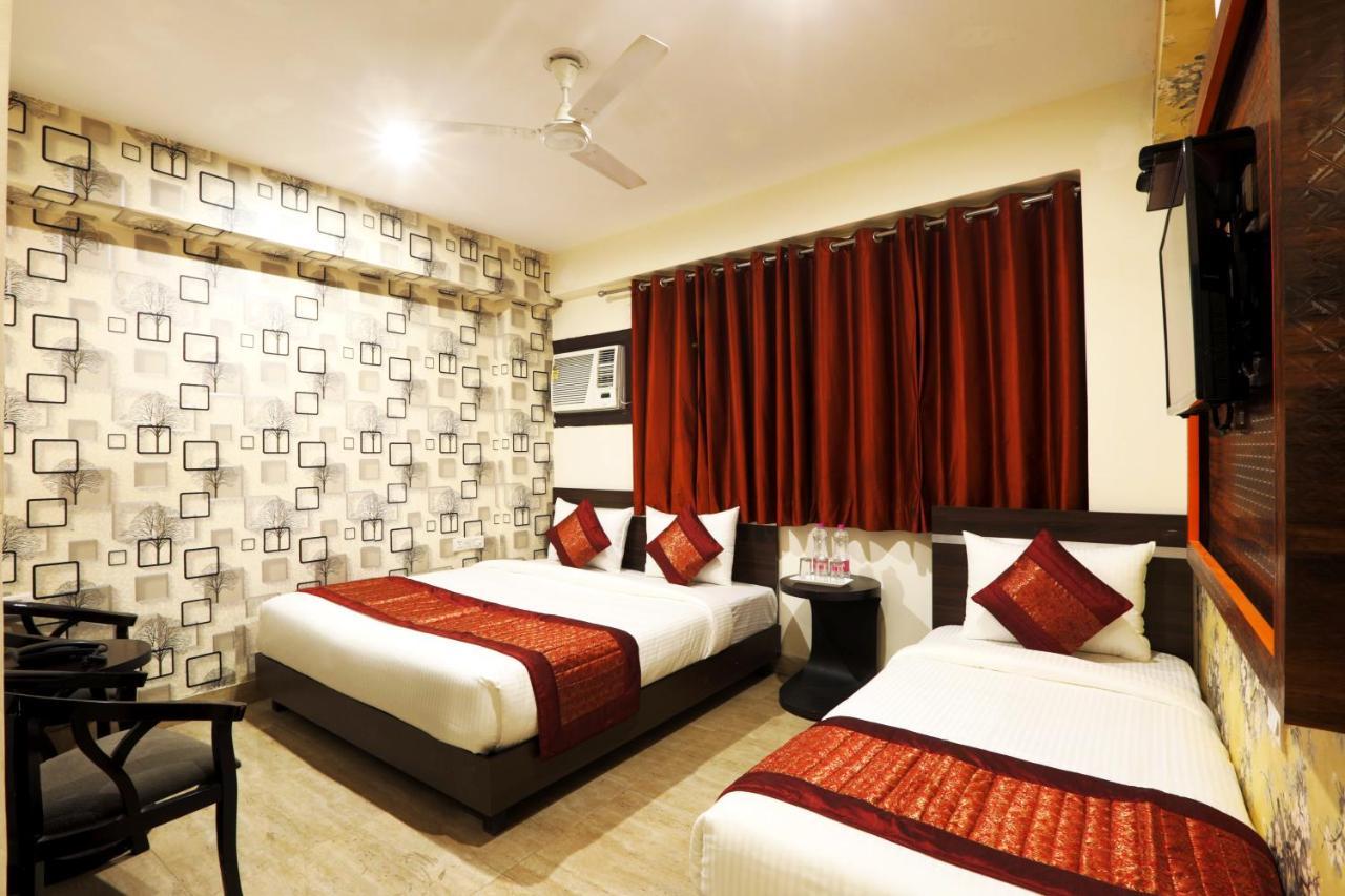 Hotel Ark Wood At Airport Nuova Delhi Esterno foto