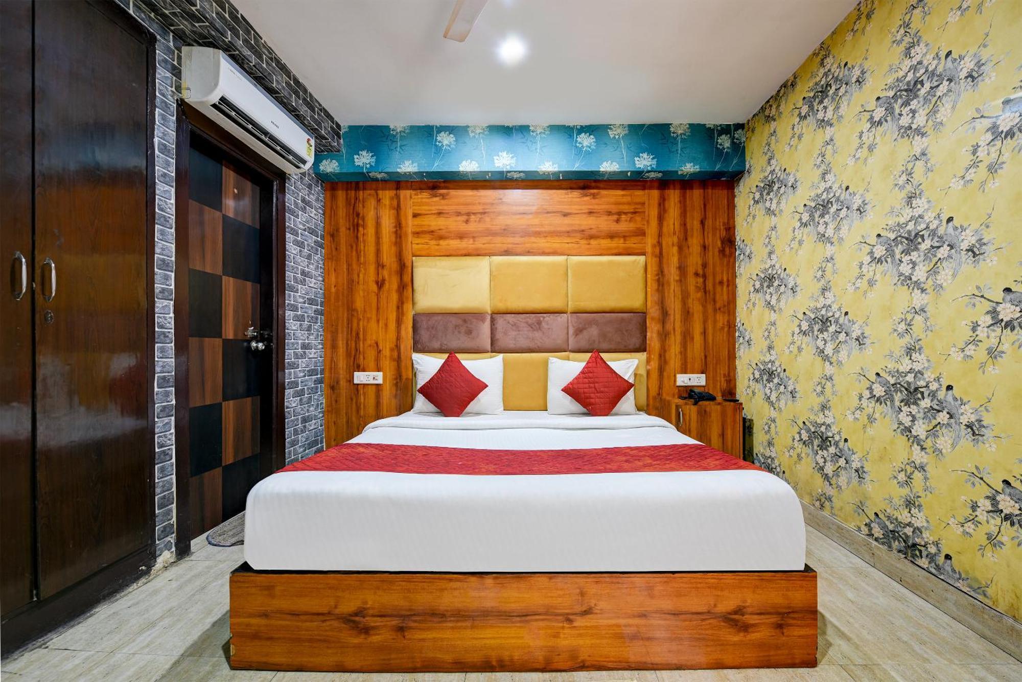 Hotel Ark Wood At Airport Nuova Delhi Esterno foto